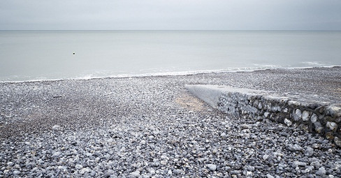 Point d’atterrissement du câble sous-marin TAT-14 à Saint-Valery-en-Caux, France, © Matthieu Kavyrchine